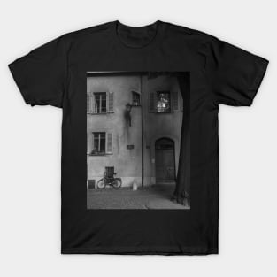 Rue Guillaume-Farel, 8. Genève, Switzerland T-Shirt